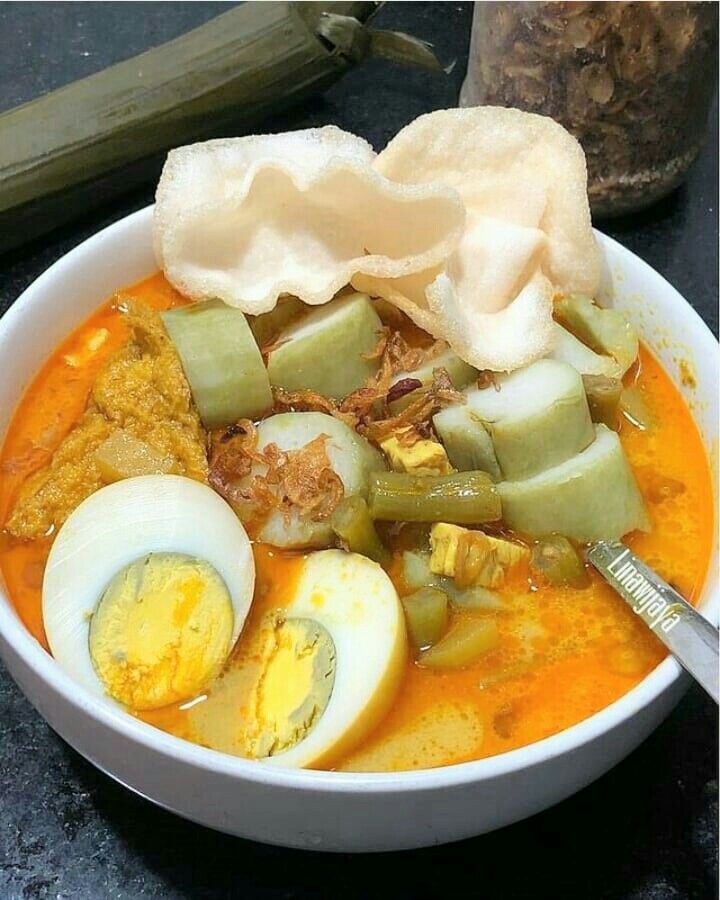 Lontong Sayur